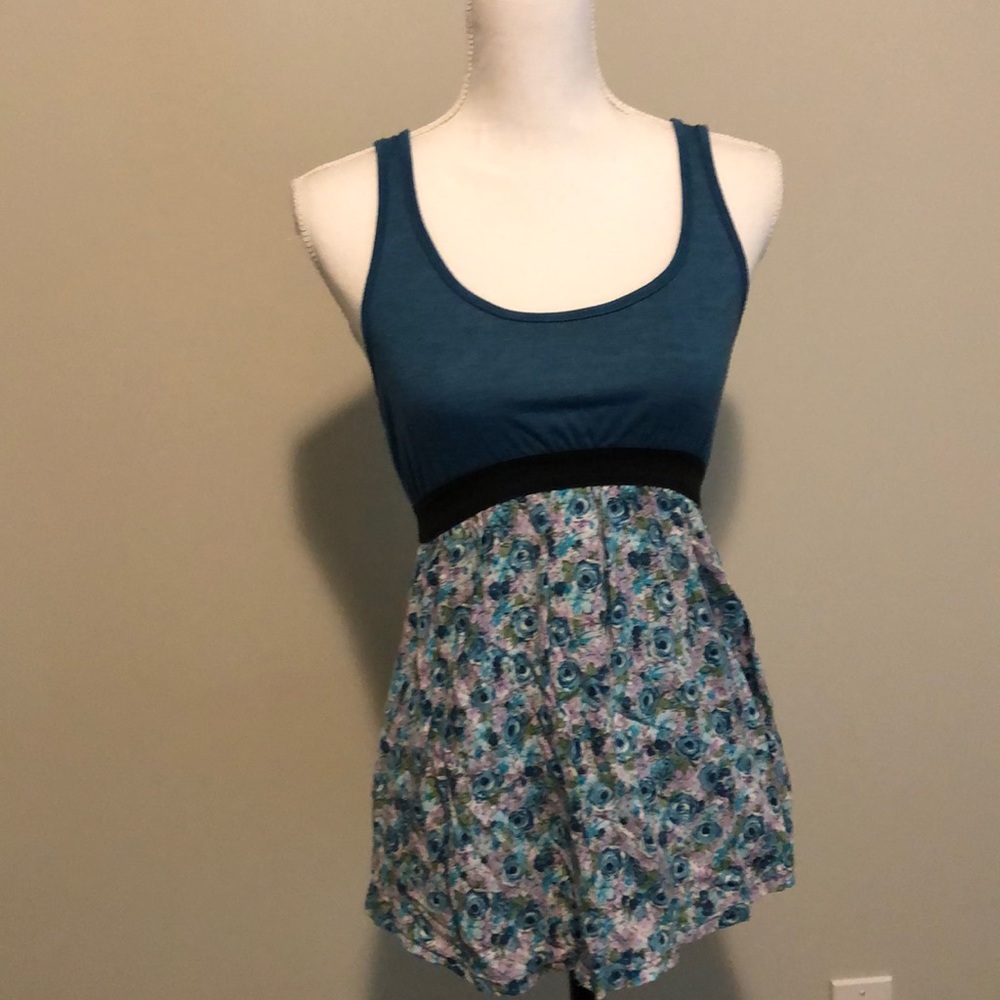 Blue floral tank